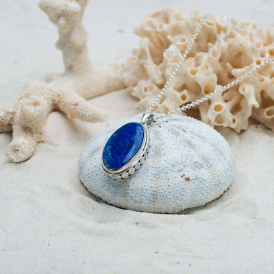 Lapis Lazuli Bracelet: anchor your wisdom - The Rock Crystal Shop